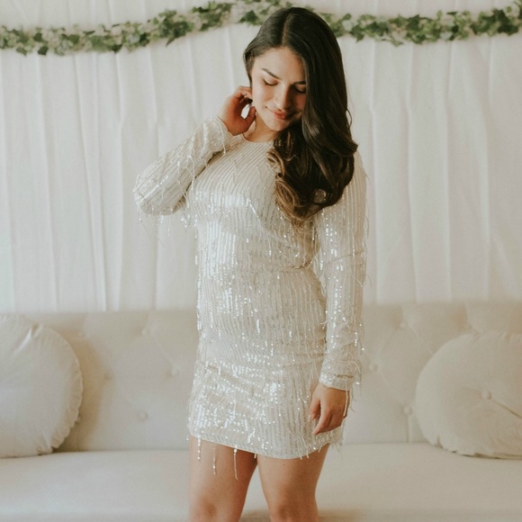 Dress - Picture 2 of 4